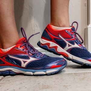 Mizuno women’s running shoe